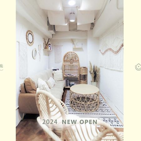 Wondertime2- Ladies' Inn 'Taipei Main Station Bagian luar foto