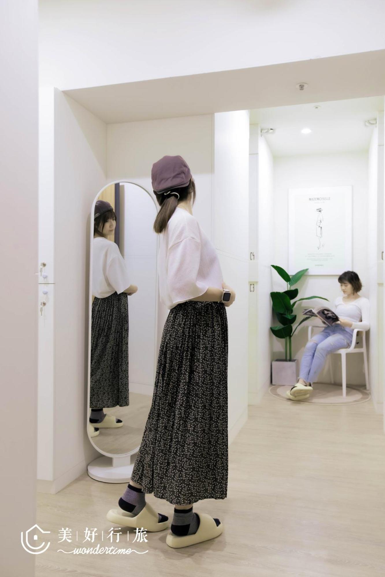 Wondertime2- Ladies' Inn 'Taipei Main Station Bagian luar foto